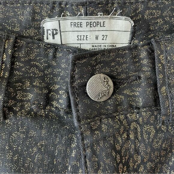 NWT Free People Black/Gold Leopard Printed Shimmer Skinny Jeans - Size: 27 - Picture 3 of 13